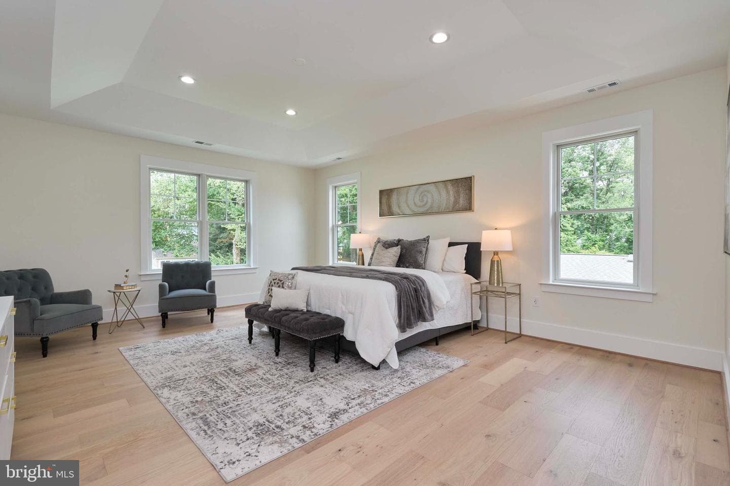 517 Walker Street SW photo 34
