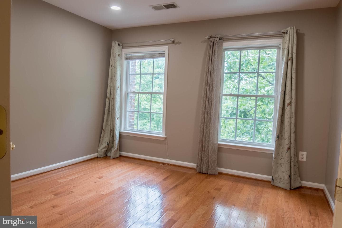 114 Herndon Mill Circle photo 33