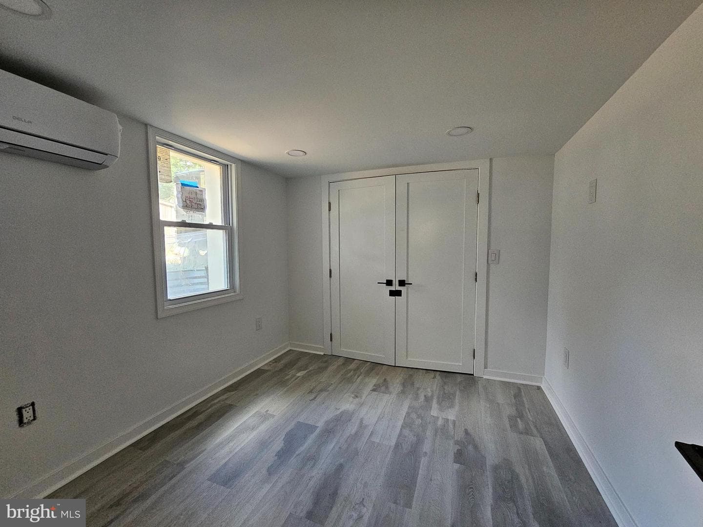 4925 Lincoln Avenue photo 31