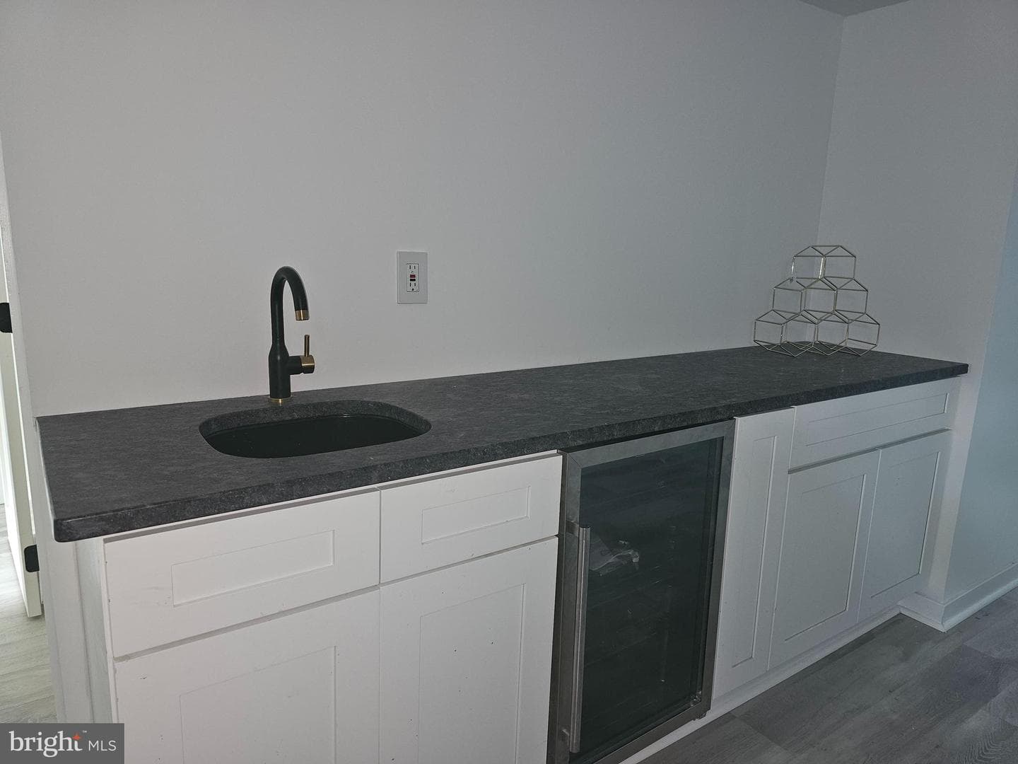 4925 Lincoln Avenue photo 33