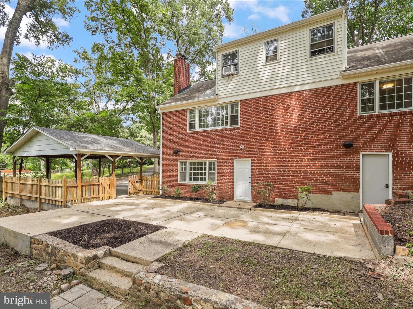 8600 Mount Zephyr Drive photo 3
