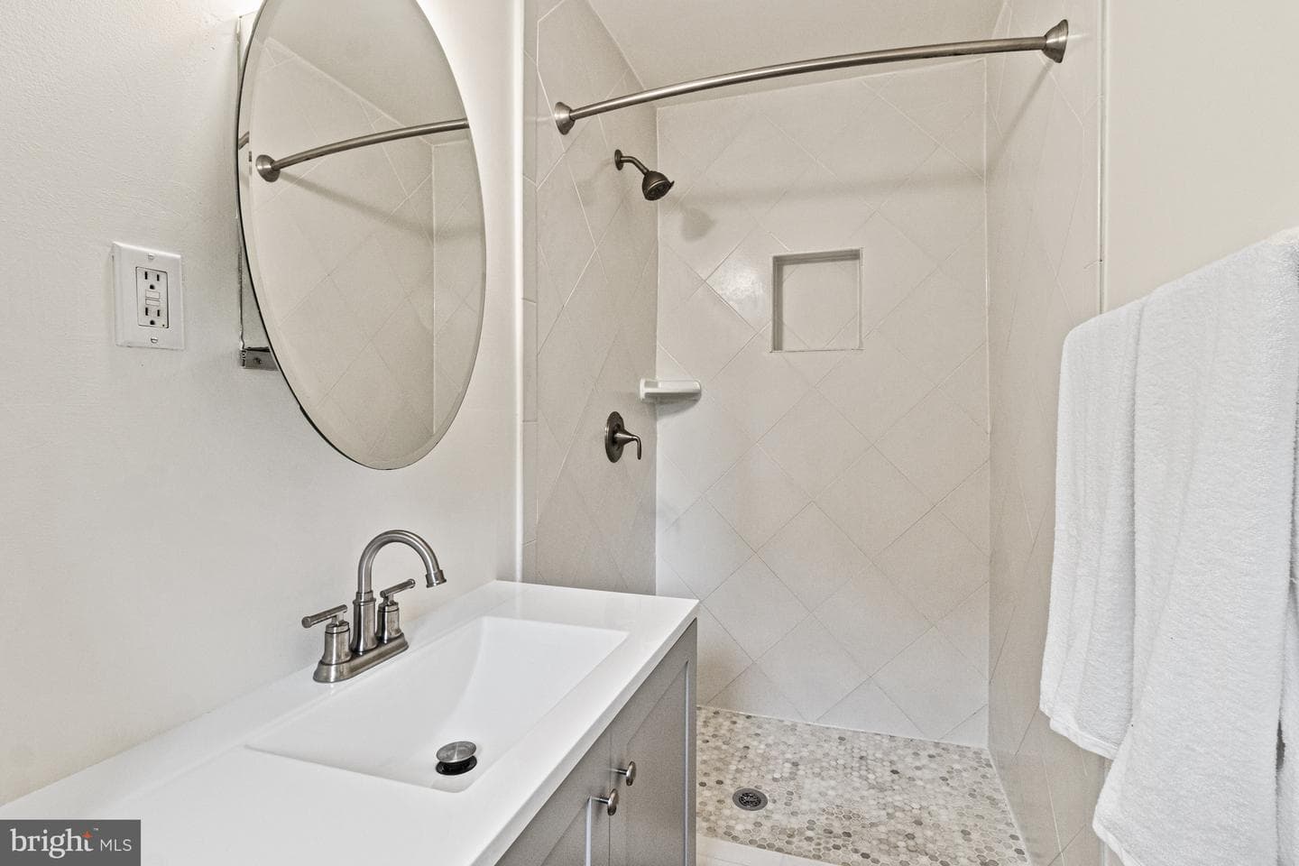 7119 Sea Cliff Road photo 17