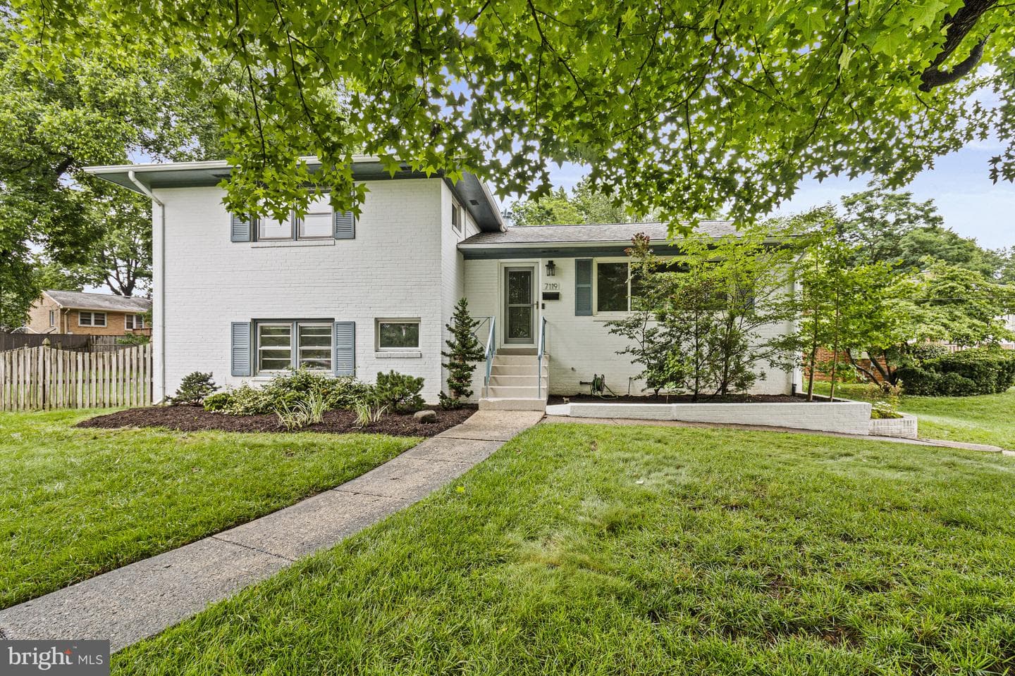 7119 Sea Cliff Road photo 2