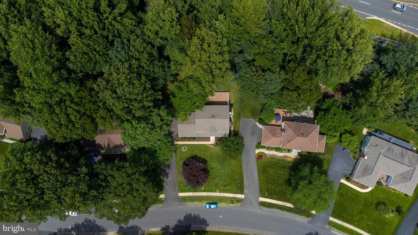 9708 S Park Circle photo 47