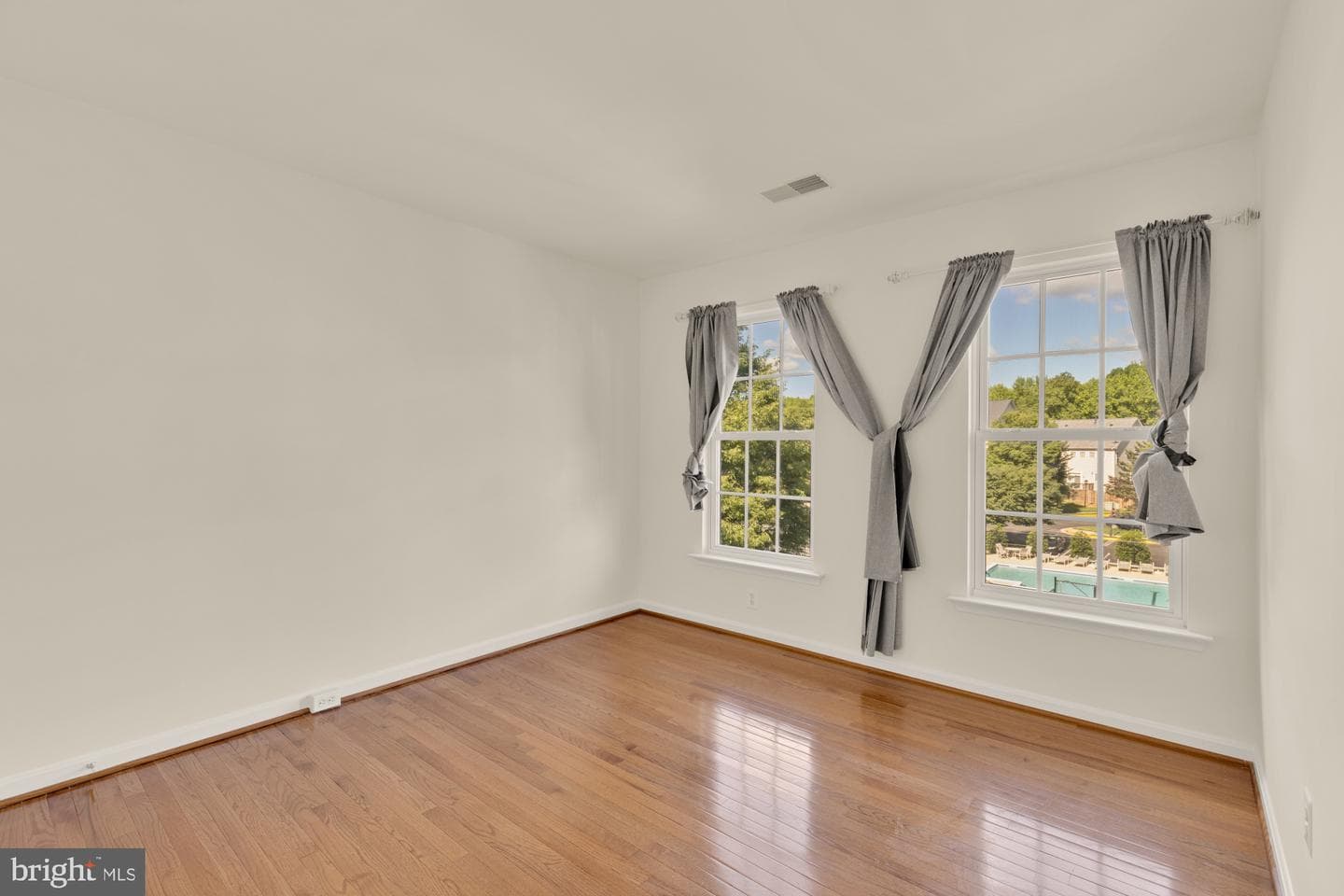 7557 Grey Goose Way photo 14
