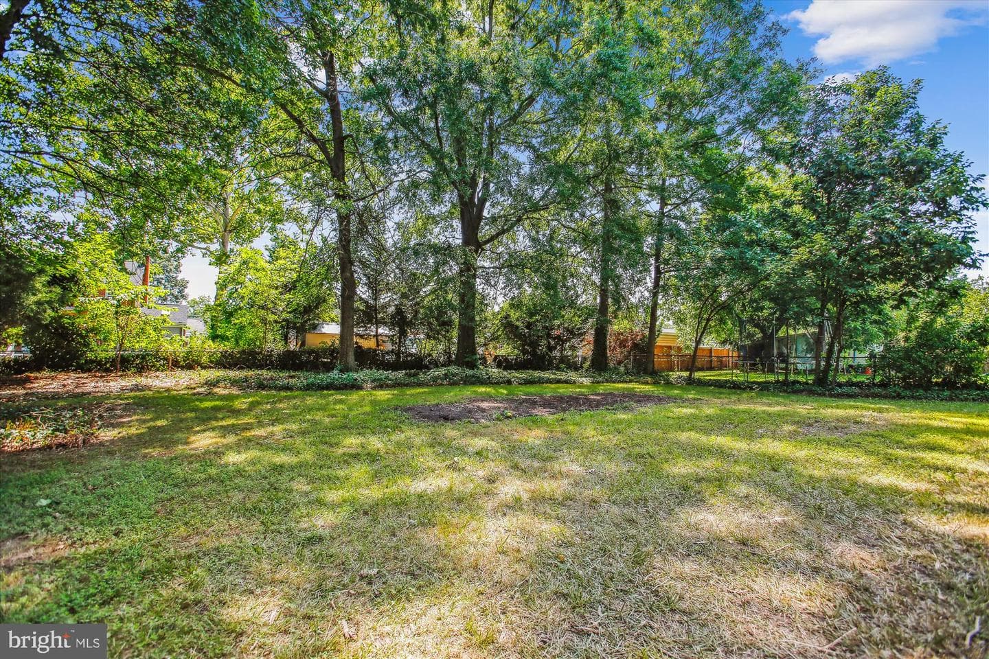 5909 Frederick Street photo 48