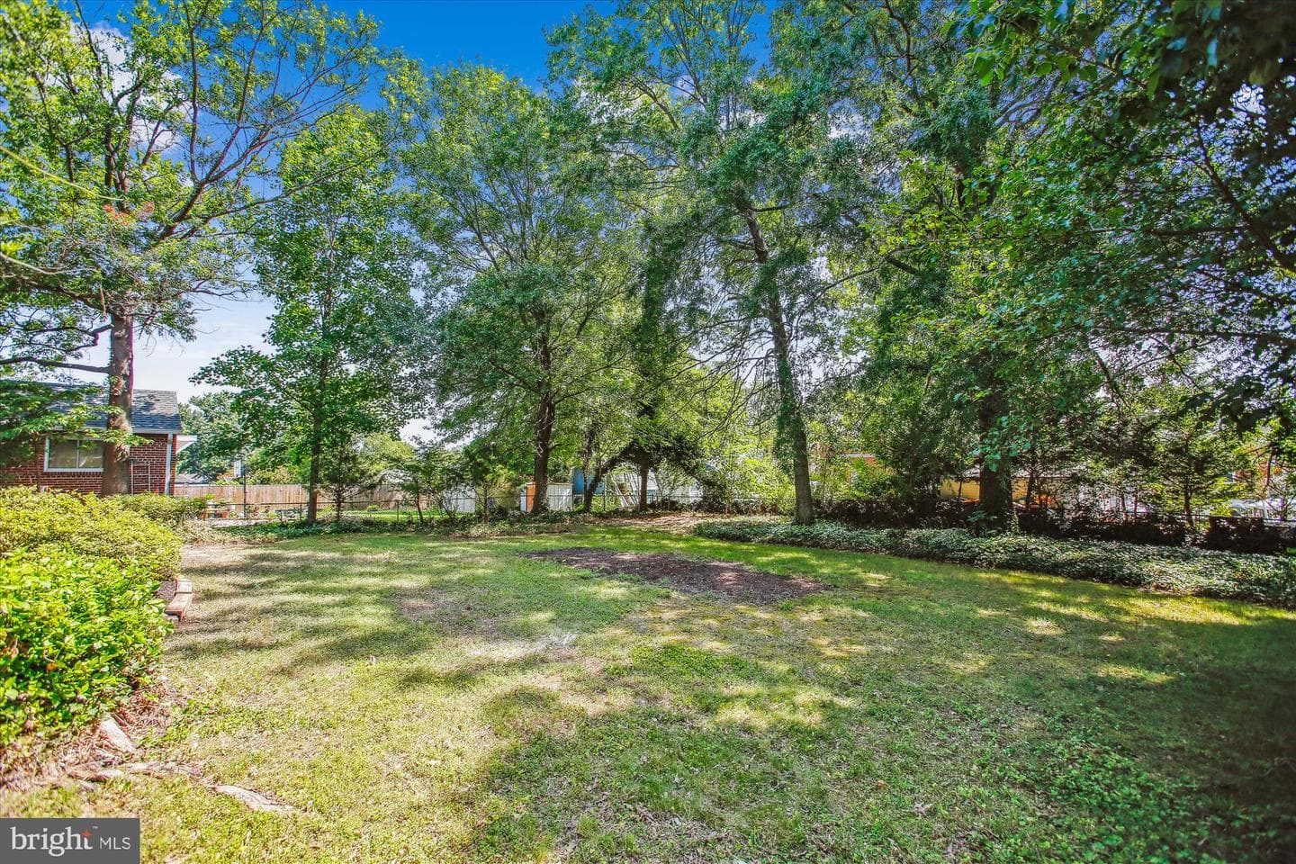 5909 Frederick Street photo 49