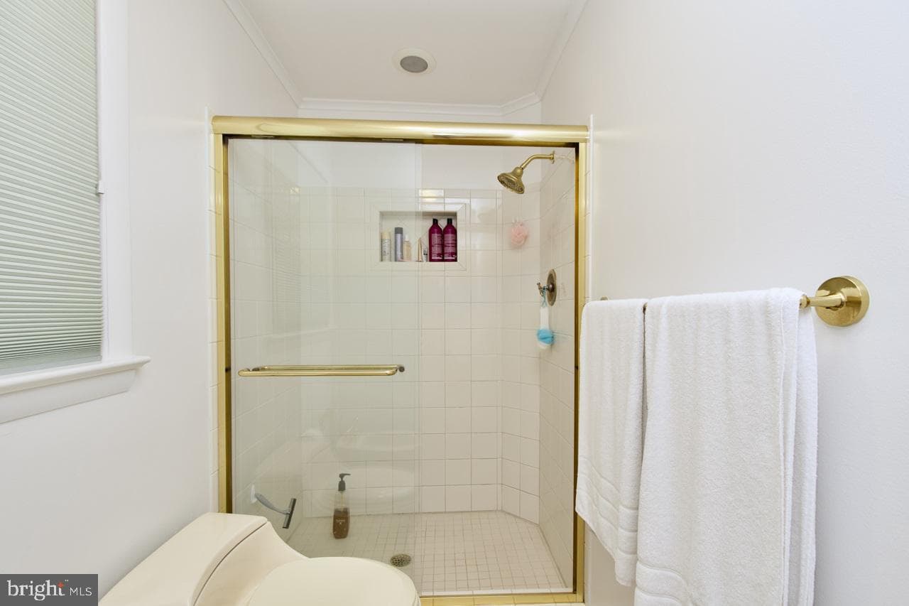 6613 Kerns Road photo 20