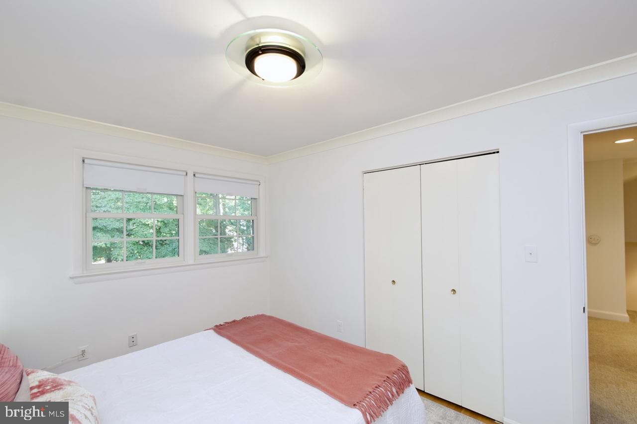 6613 Kerns Road photo 25