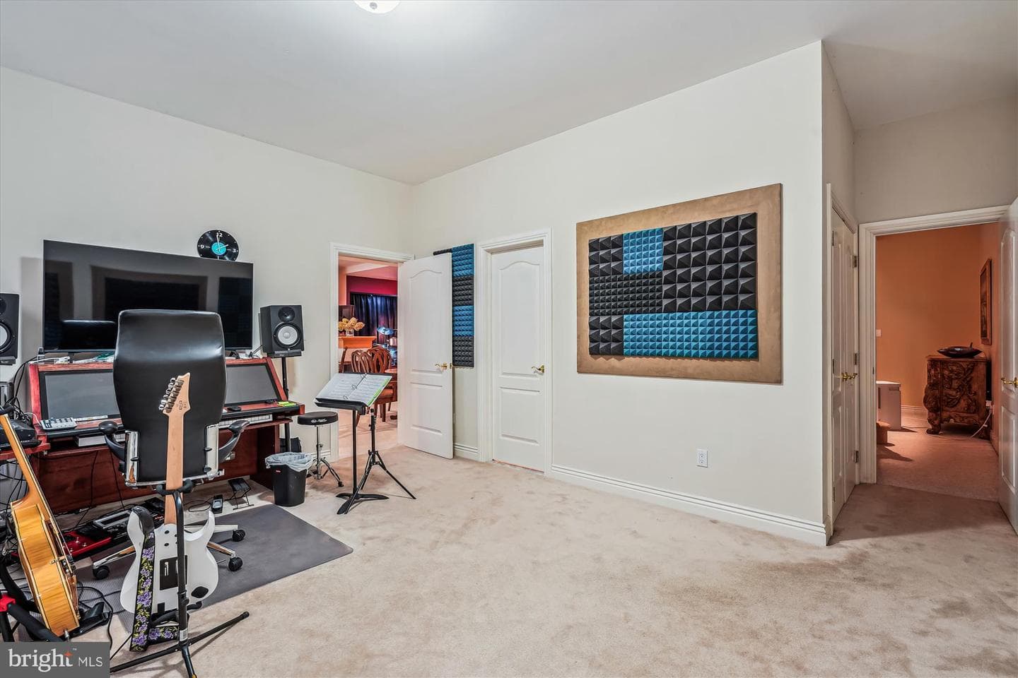 8902 Chequers Way photo 58
