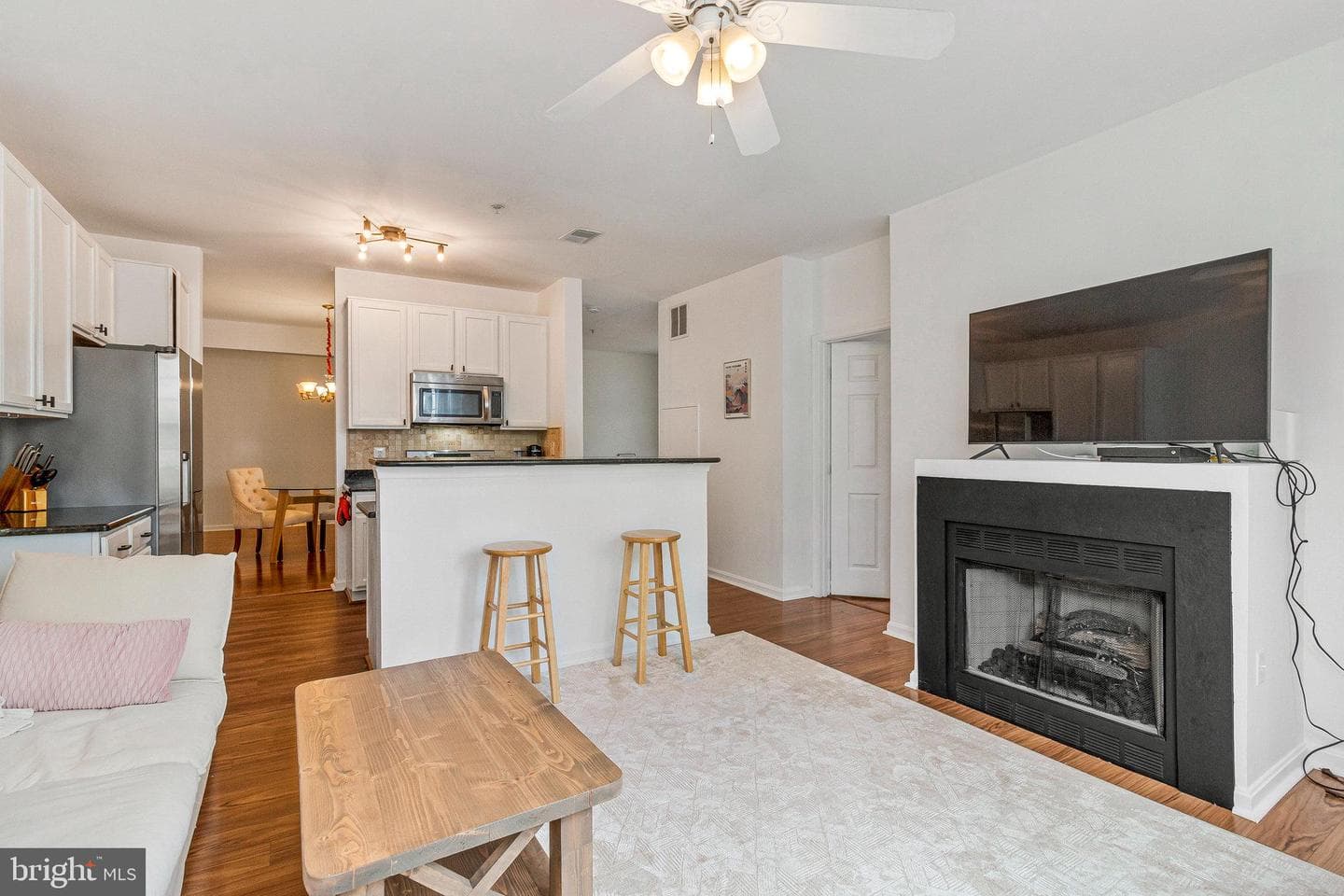 6476 Cheyenne Drive #203 photo 4