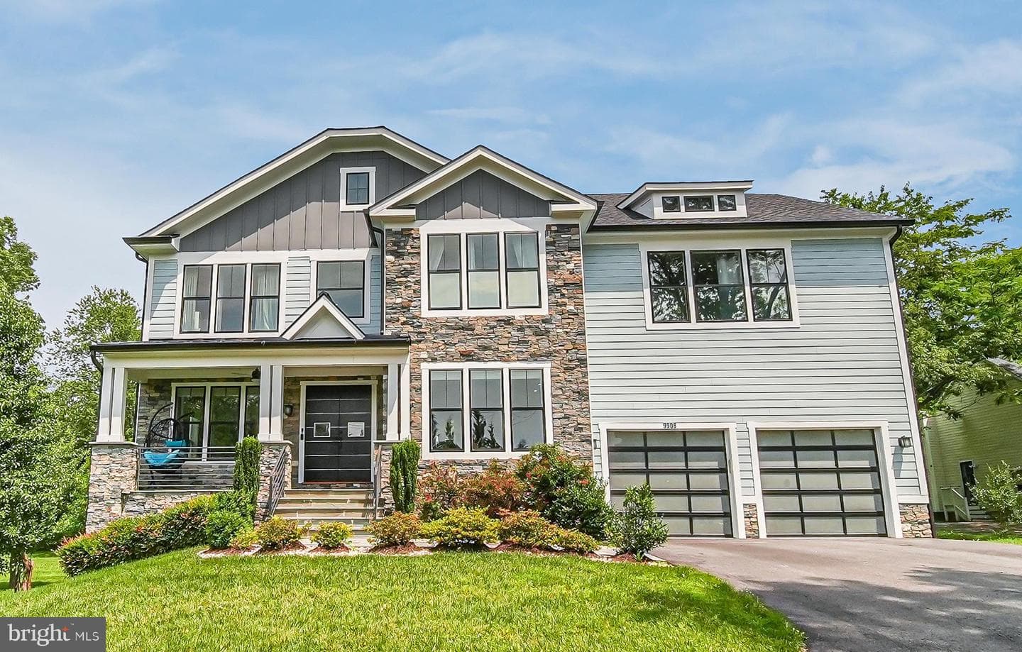 9908 Blake Lane, Oakton