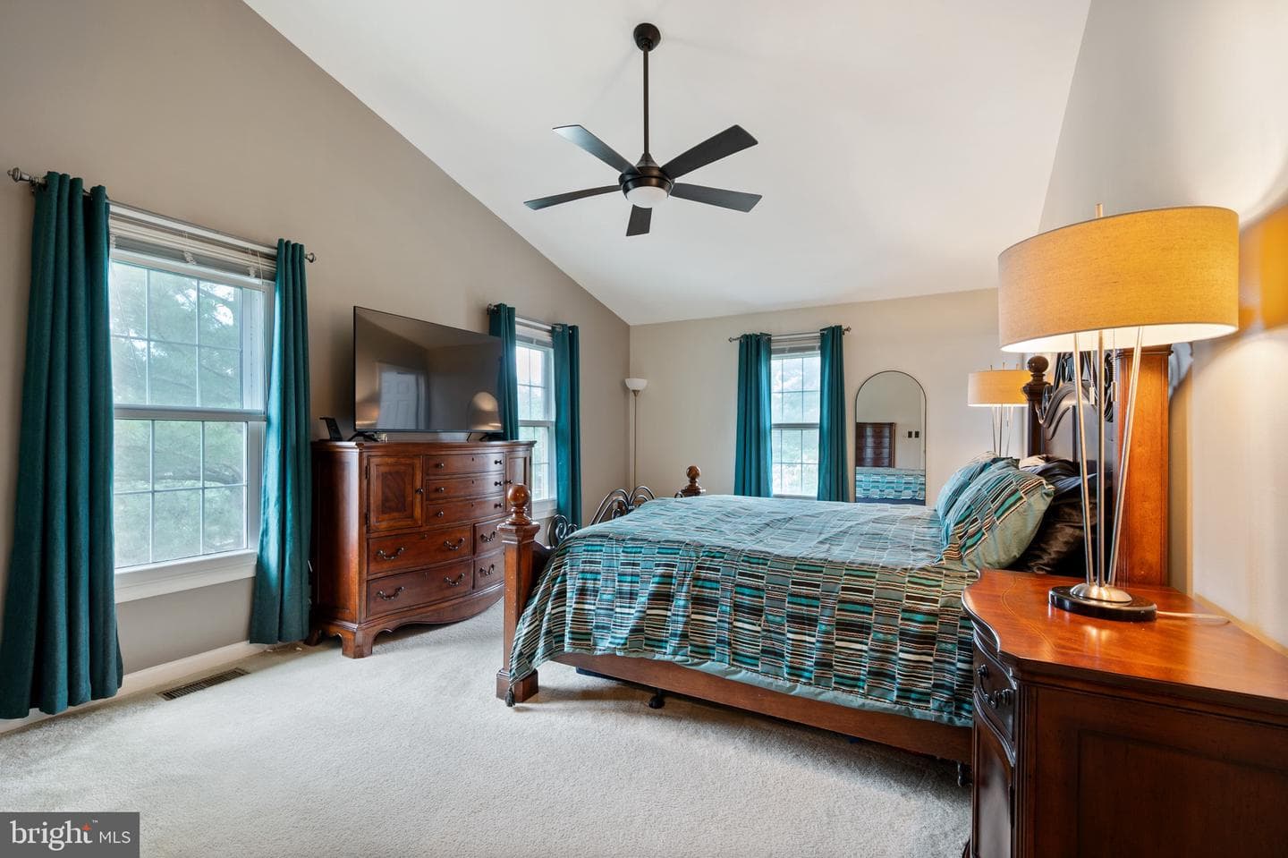 5942 Norham Drive photo 27