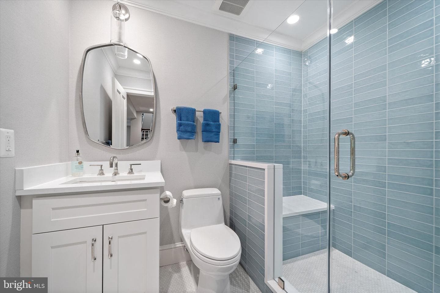2011 Mayfair McLean Court photo 41