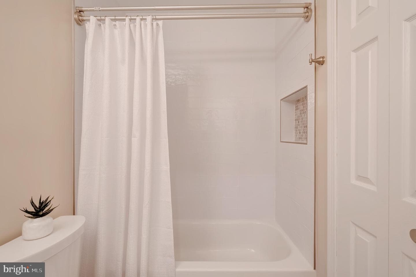 7829 Butterfield Lane photo 28