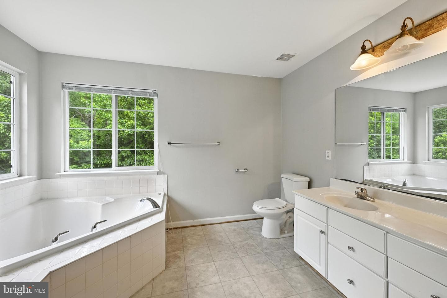 13238 Maple Creek Lane photo 28