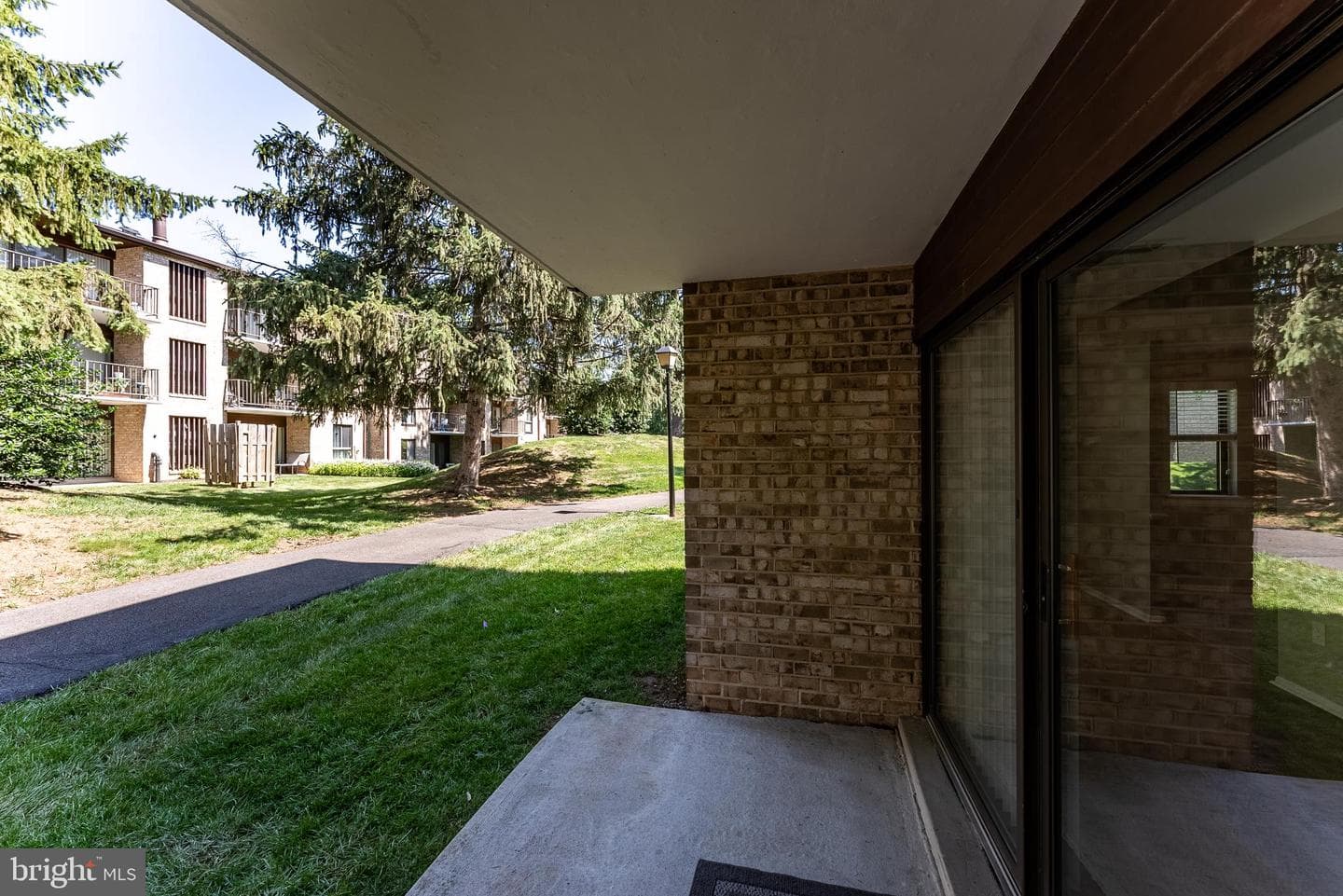 2038 Royal Fern Court #2a photo 32