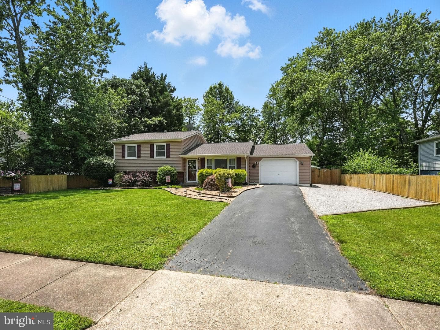 8210 Ackley Street photo 3