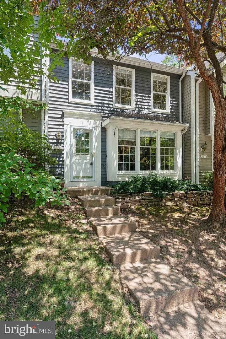 1511 Twisted Oak Drive
