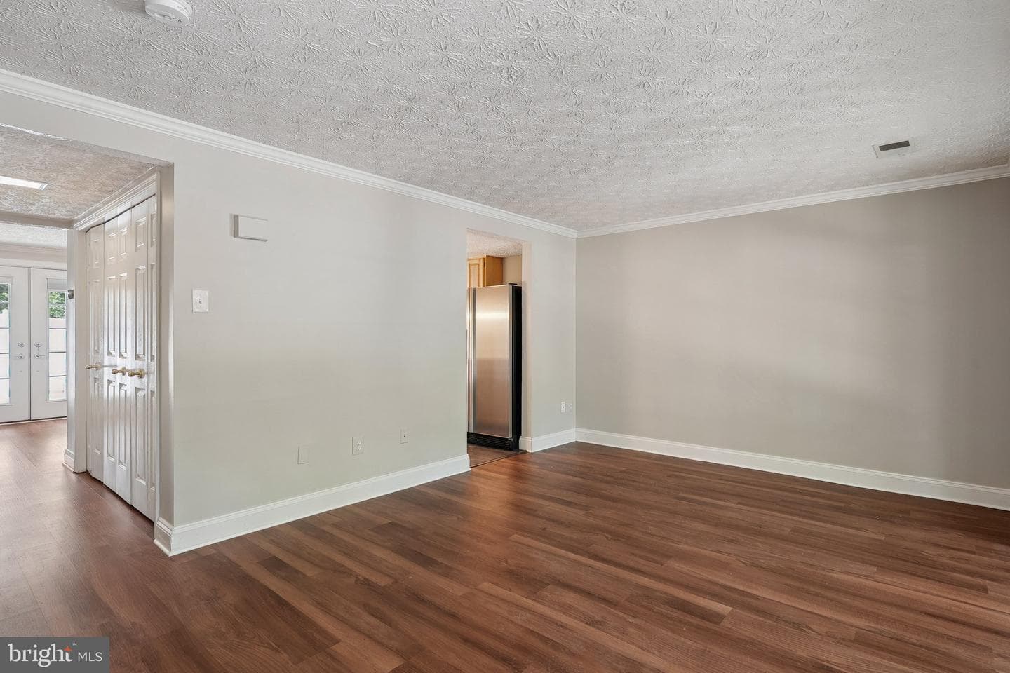 1511 Twisted Oak Drive photo 7
