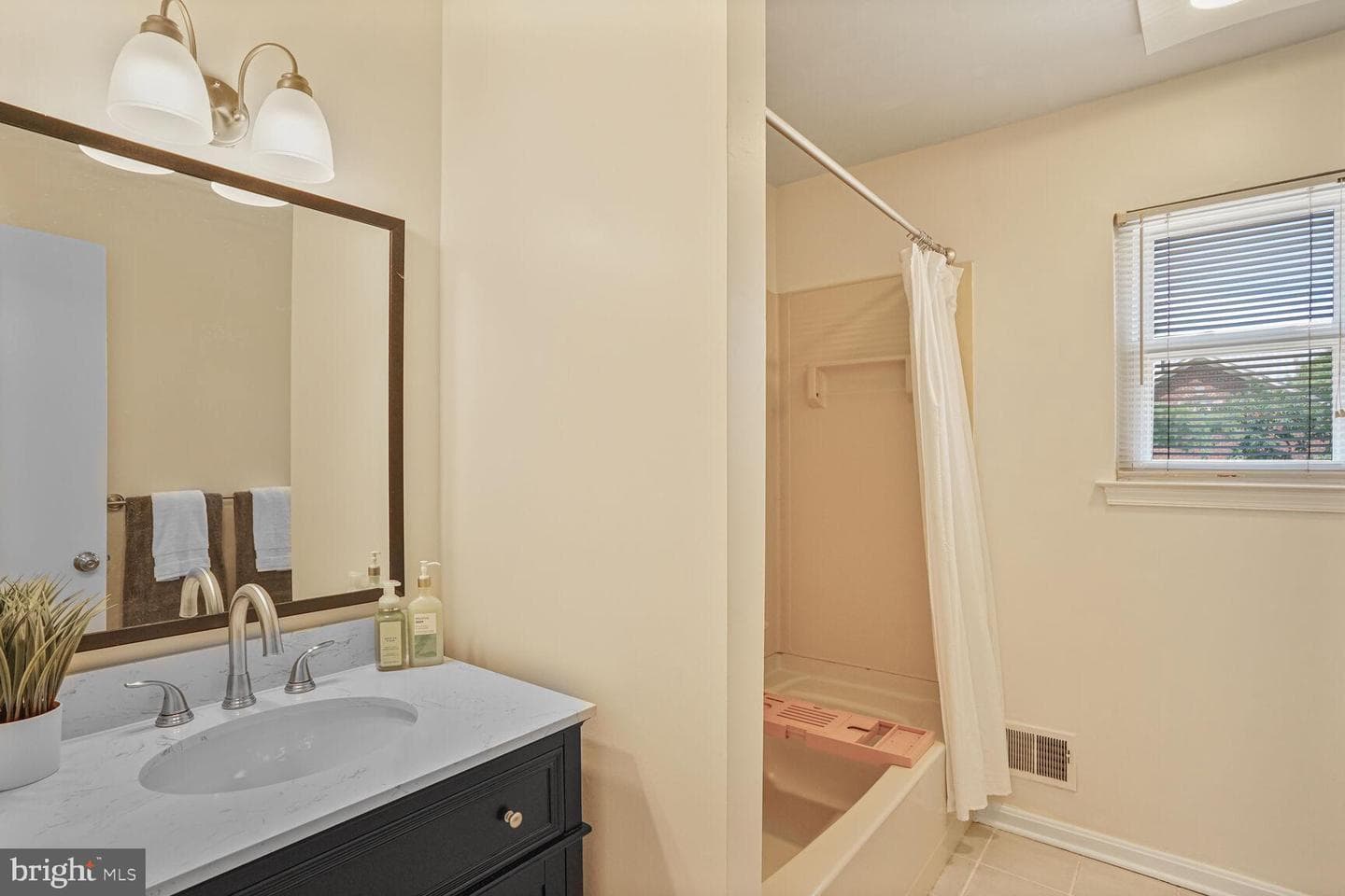 7966 Arden Court photo 27