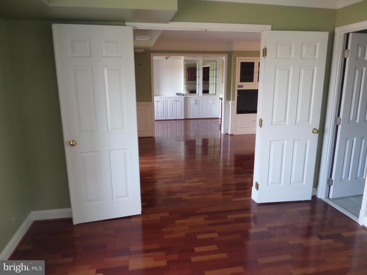 8380 Greensboro Drive #210 photo 40