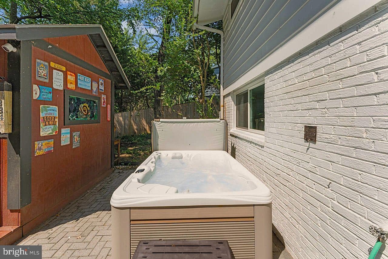 4511 Apple Tree Drive photo 12