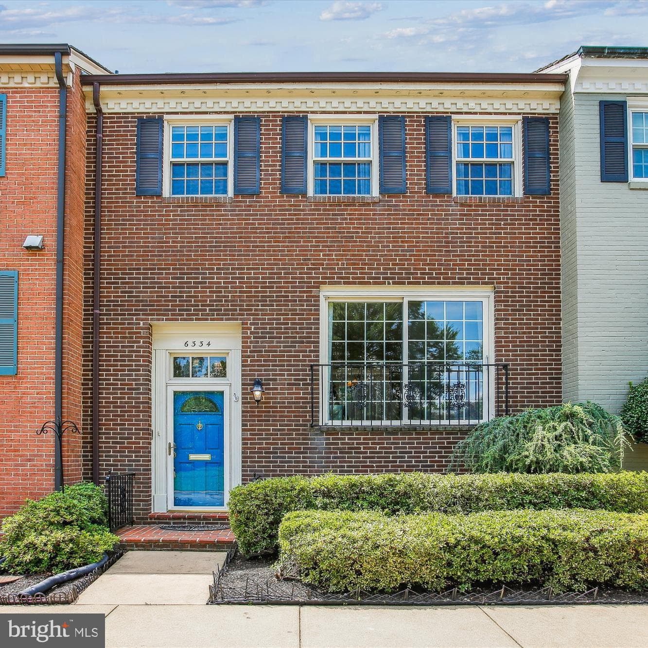 6334 Golf Course Square photo 1