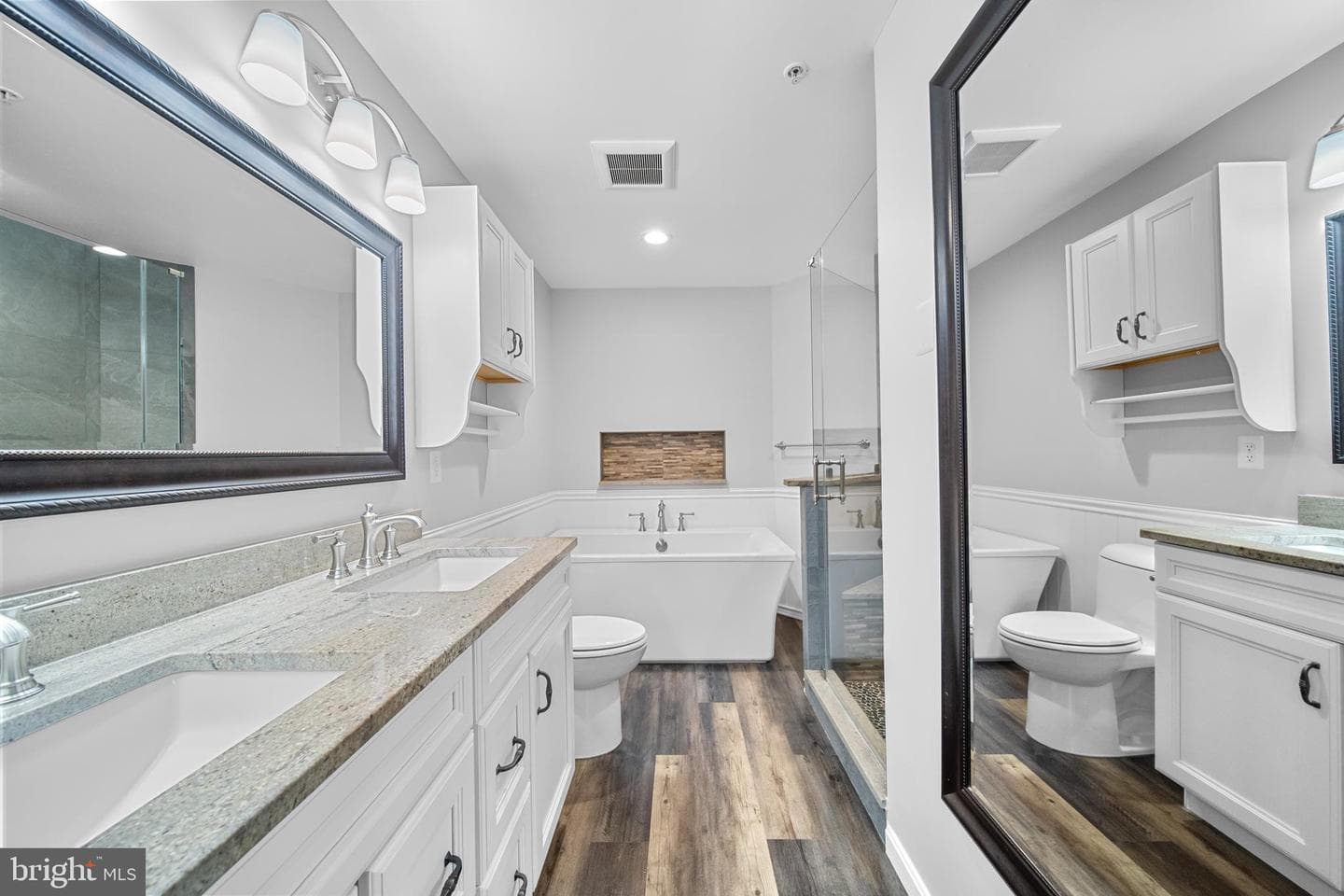 12129 Chancery Station Circle photo 31