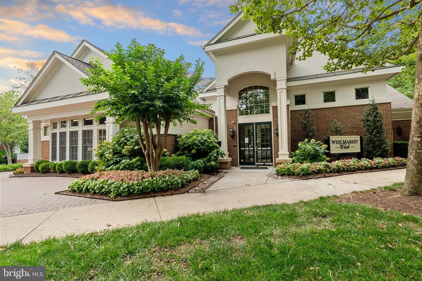 12129 Chancery Station Circle photo 56