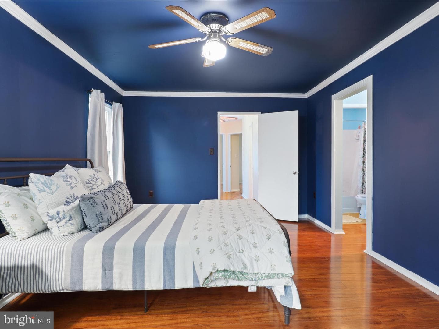 8694 Venoy Court photo 24