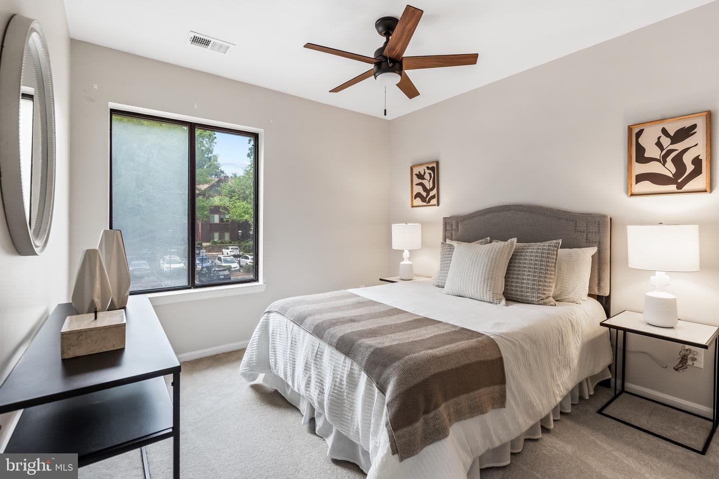 2810 Lee Oaks Place #302 photo 27