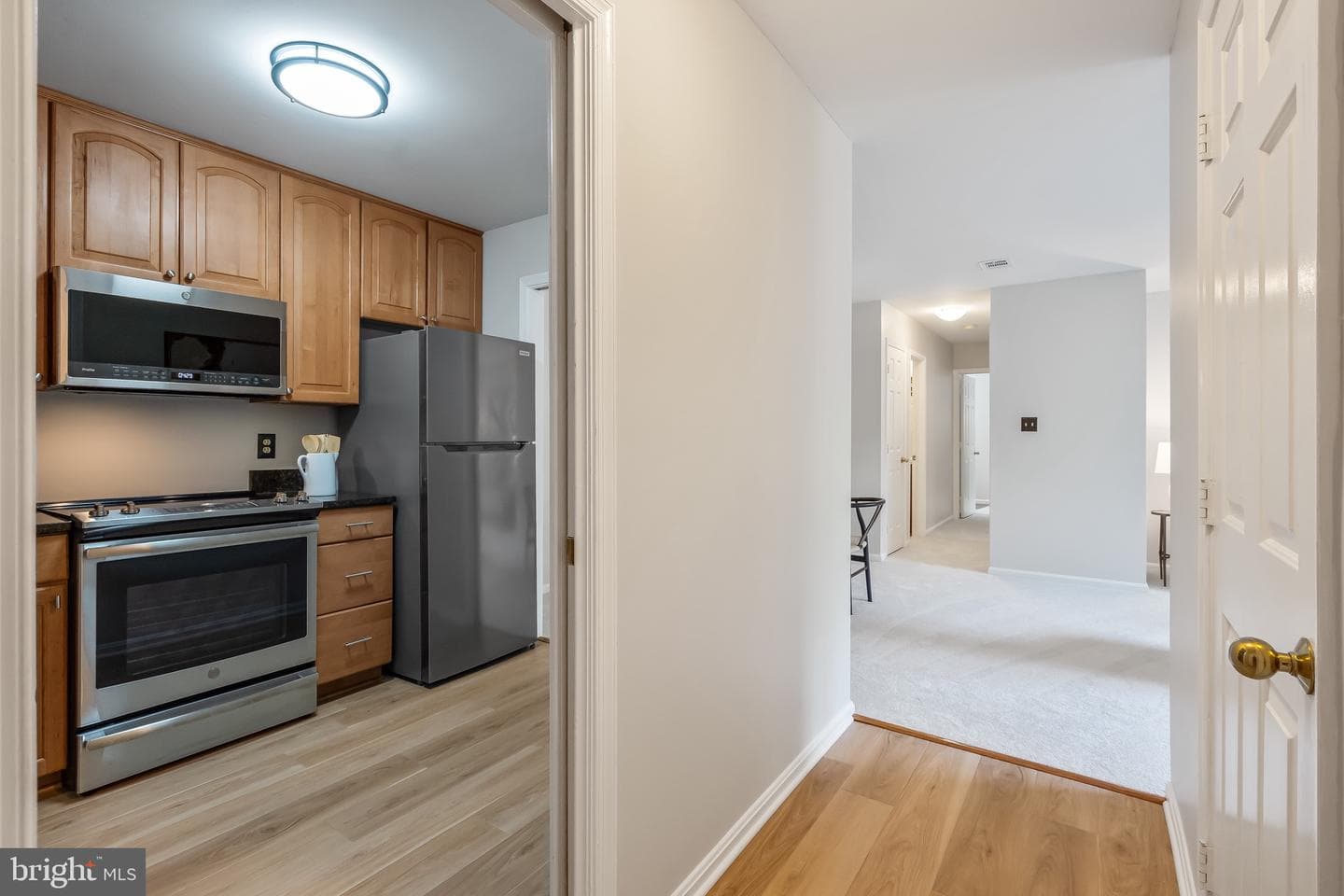 2810 Lee Oaks Place #302 photo 3