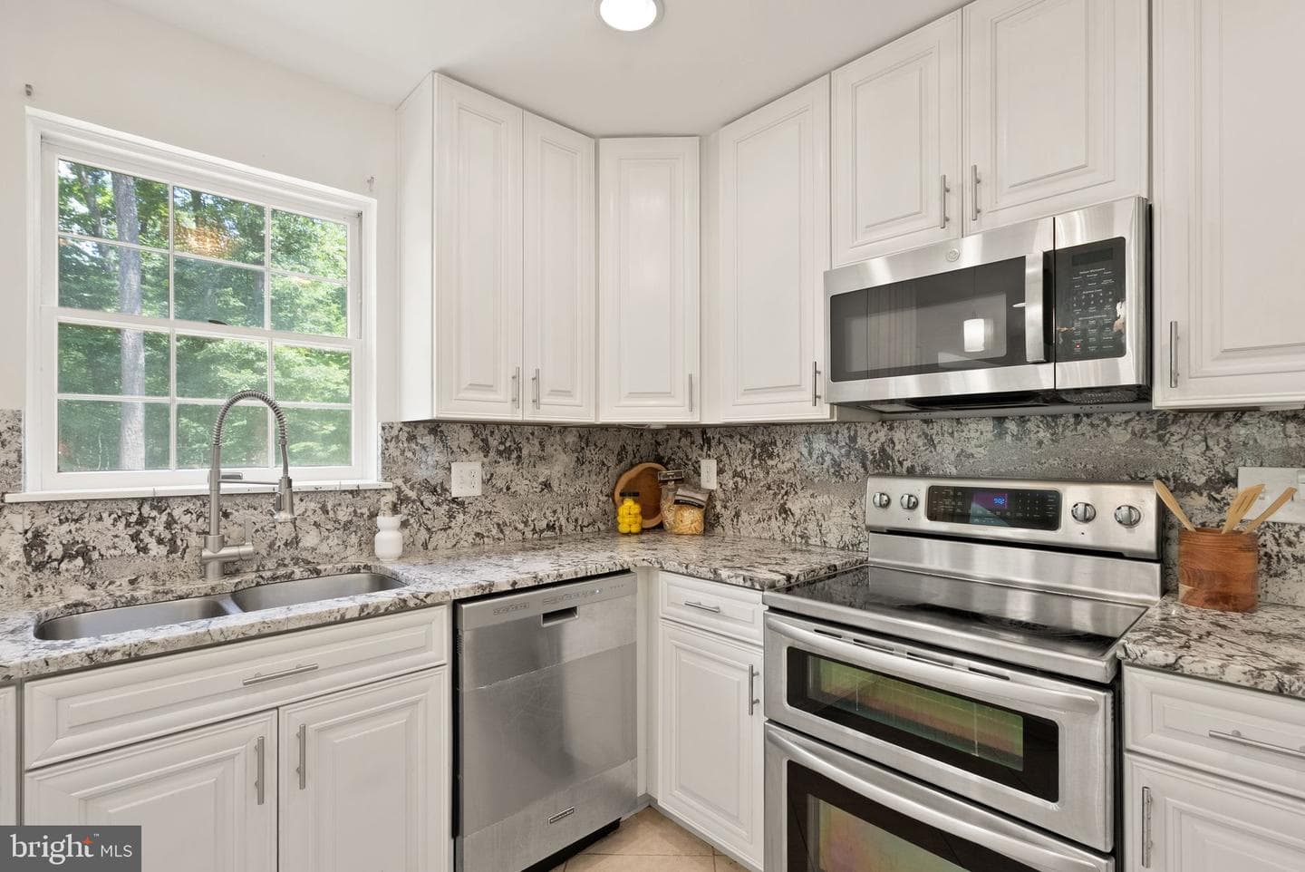 11112 Corobon Lane photo 20