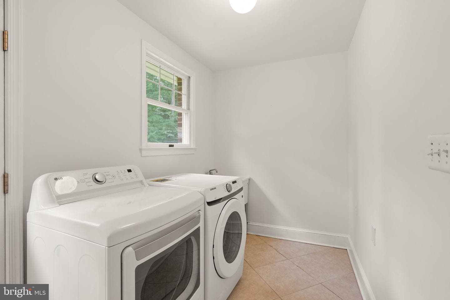 11112 Corobon Lane photo 34