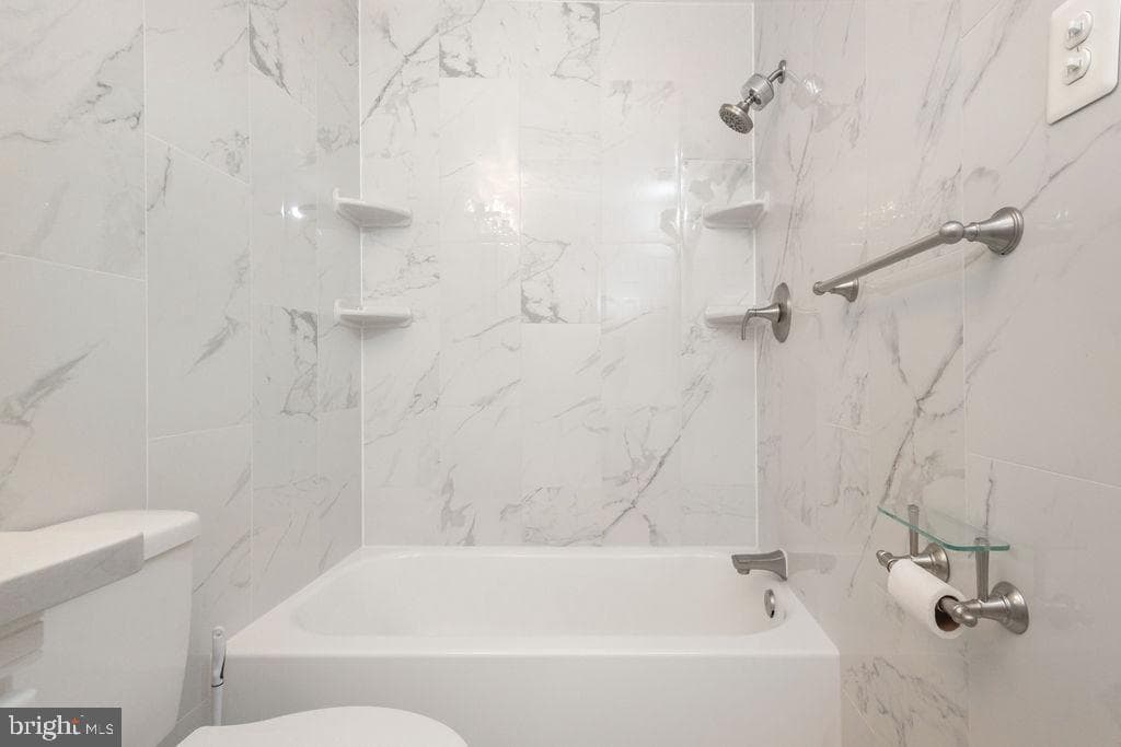 7093 Spring Garden Drive #202 photo 27