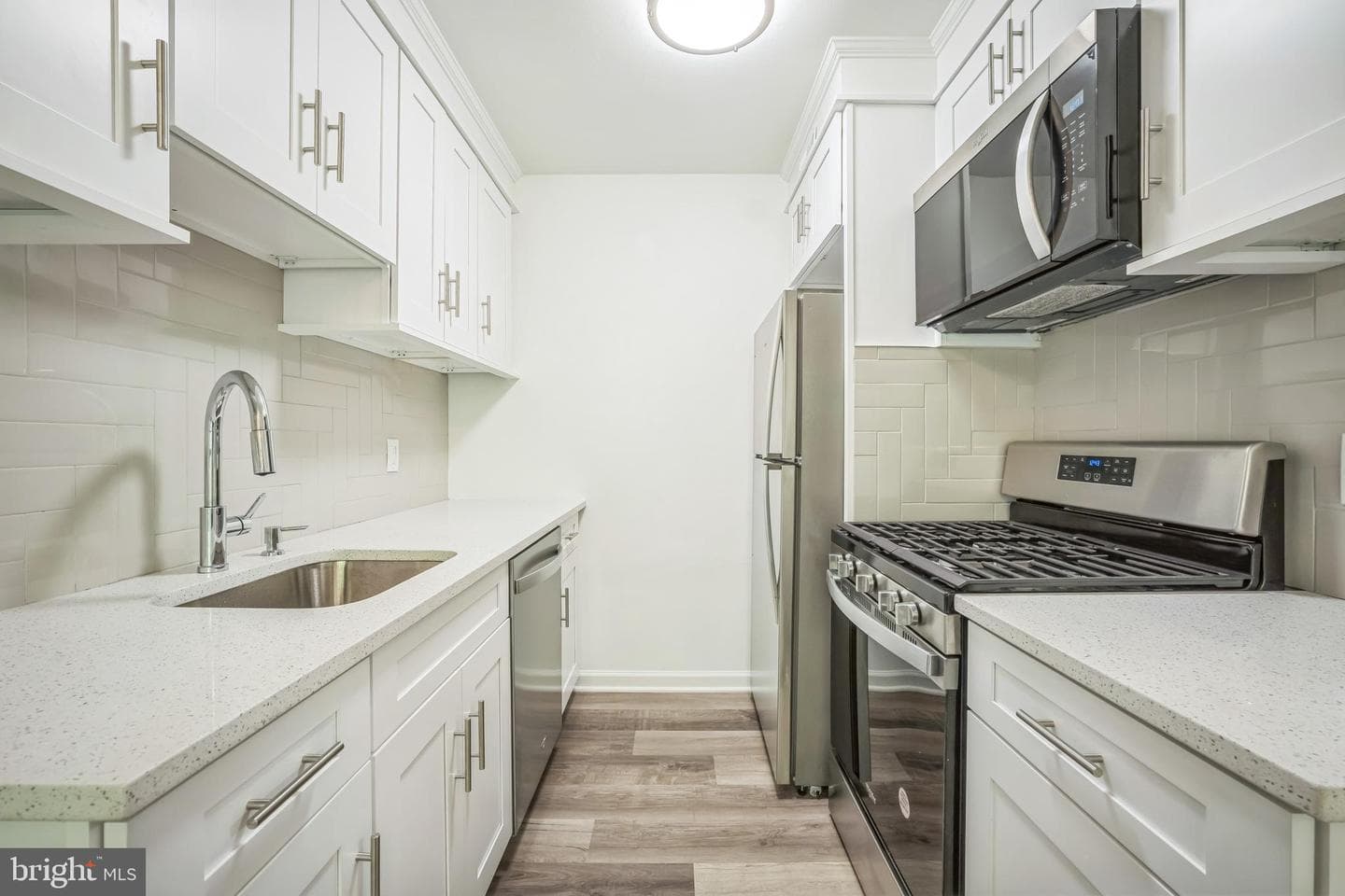4939 Americana Drive #106 photo 16