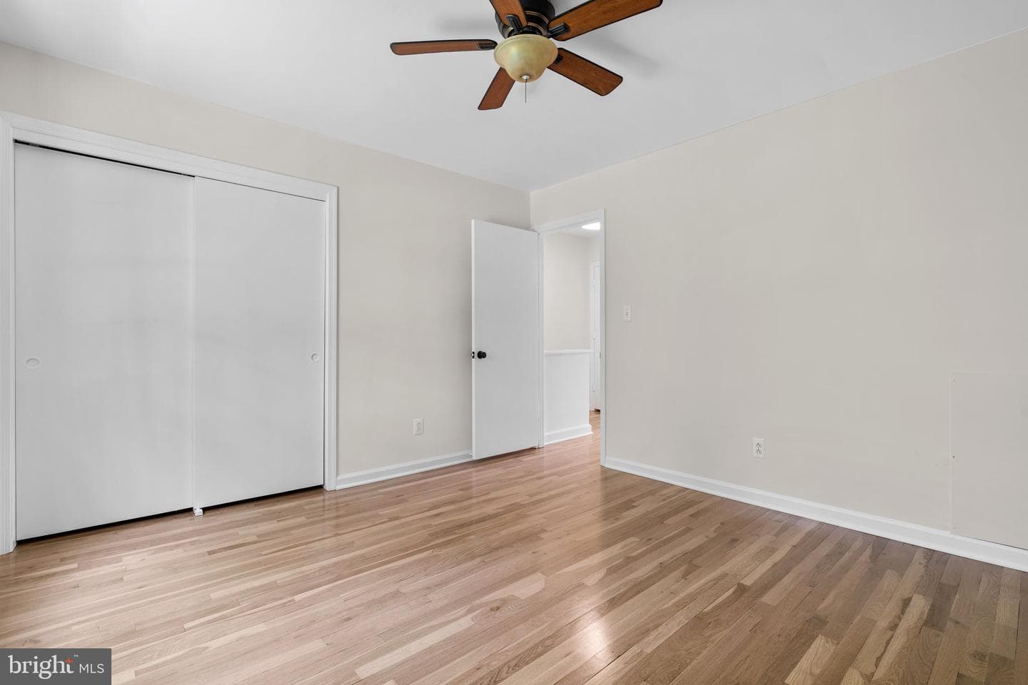 8384 Forrester Boulevard photo 24