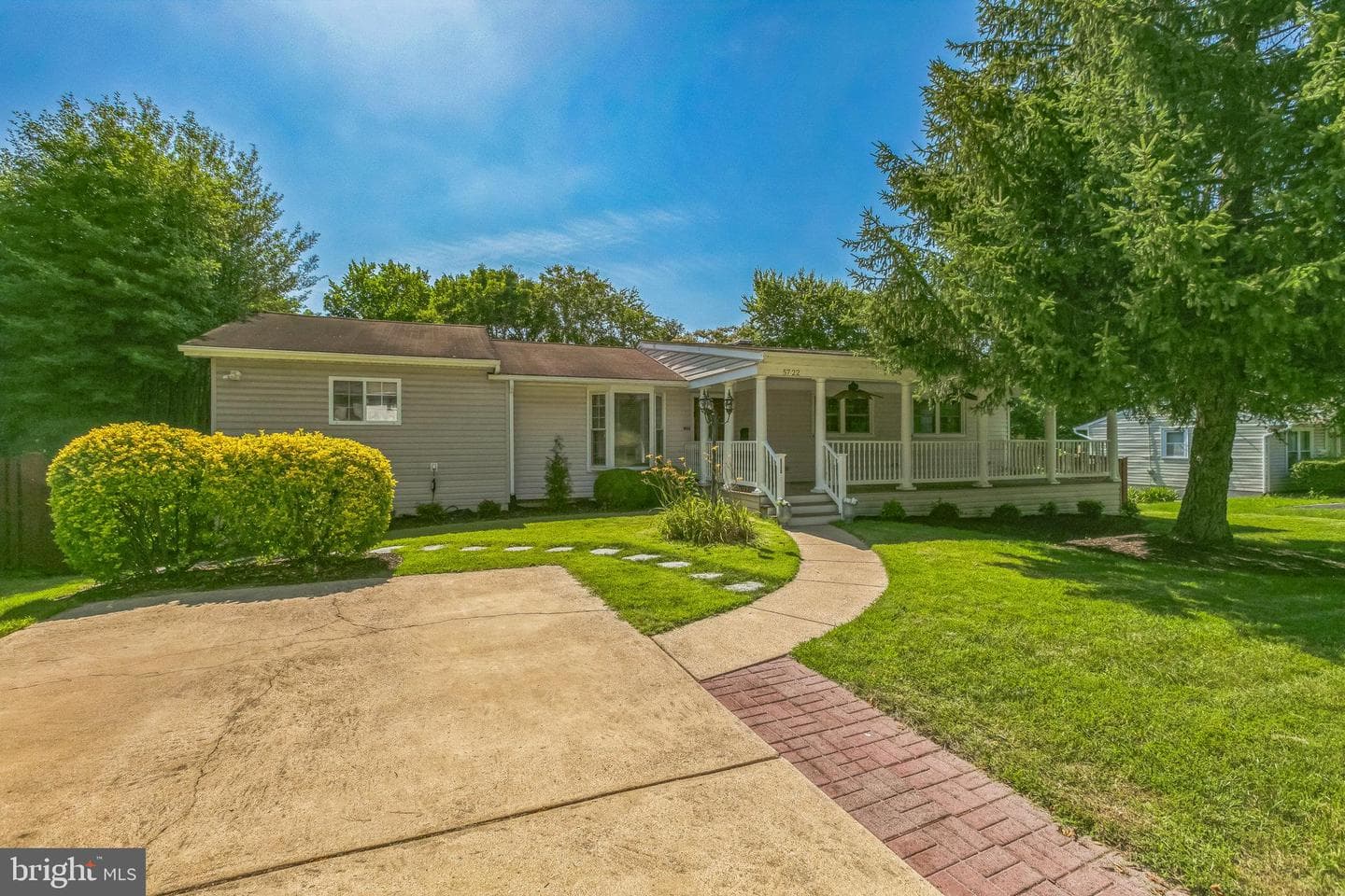5722 Larpin Lane photo 39