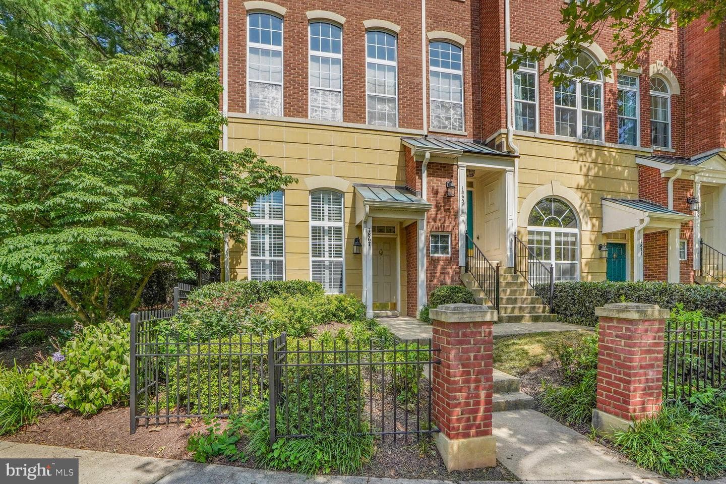 1867 Crescent Park Drive #116a