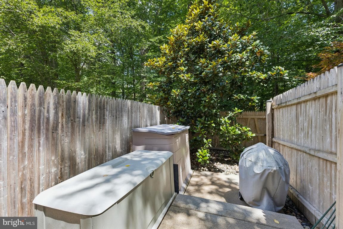 9409 Park Hunt Court photo 28
