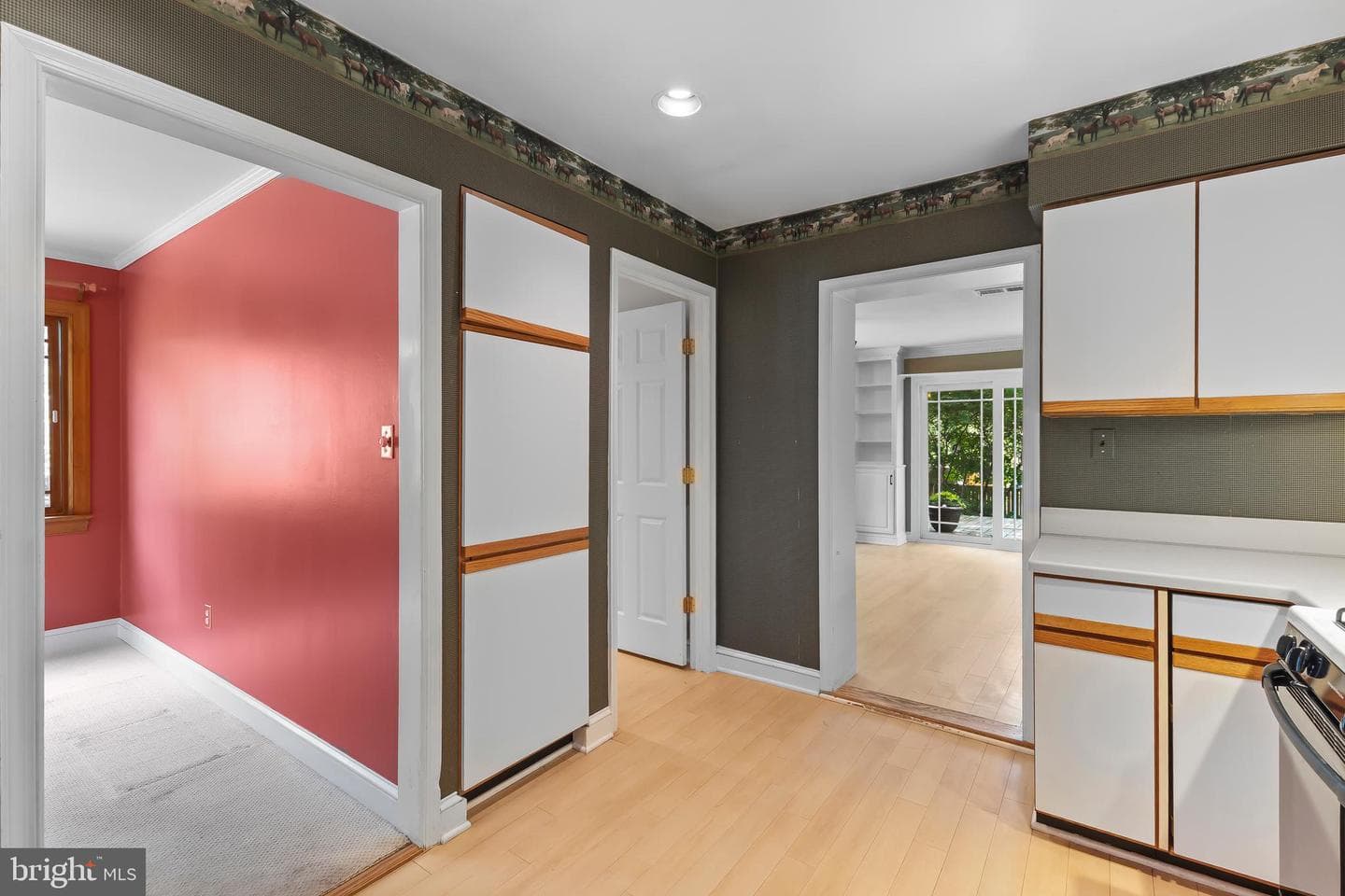 6308 Hawaii Court photo 14