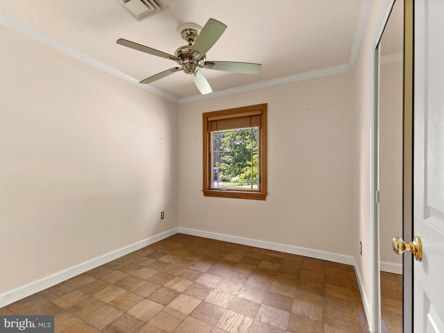 6308 Hawaii Court photo 7