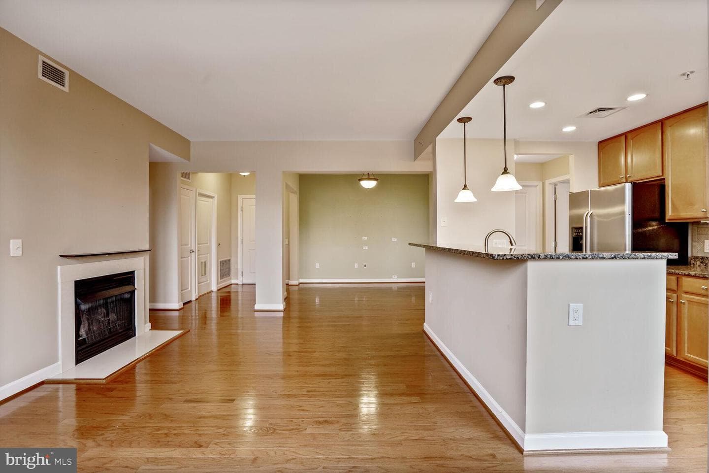1830 Fountain Drive #1106 photo 5