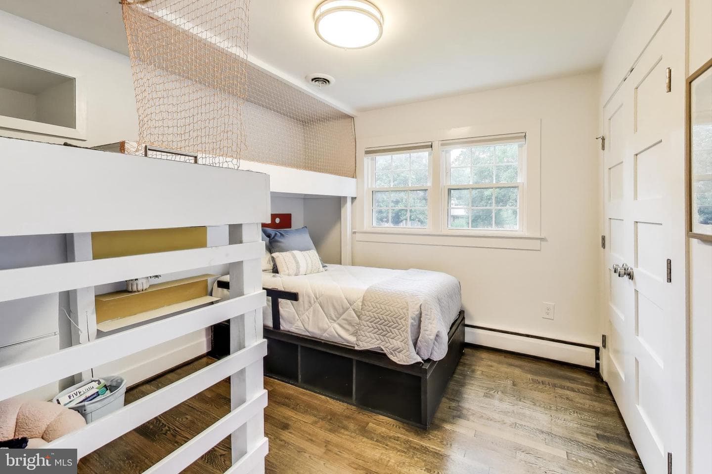 4422 Neptune Drive photo 19