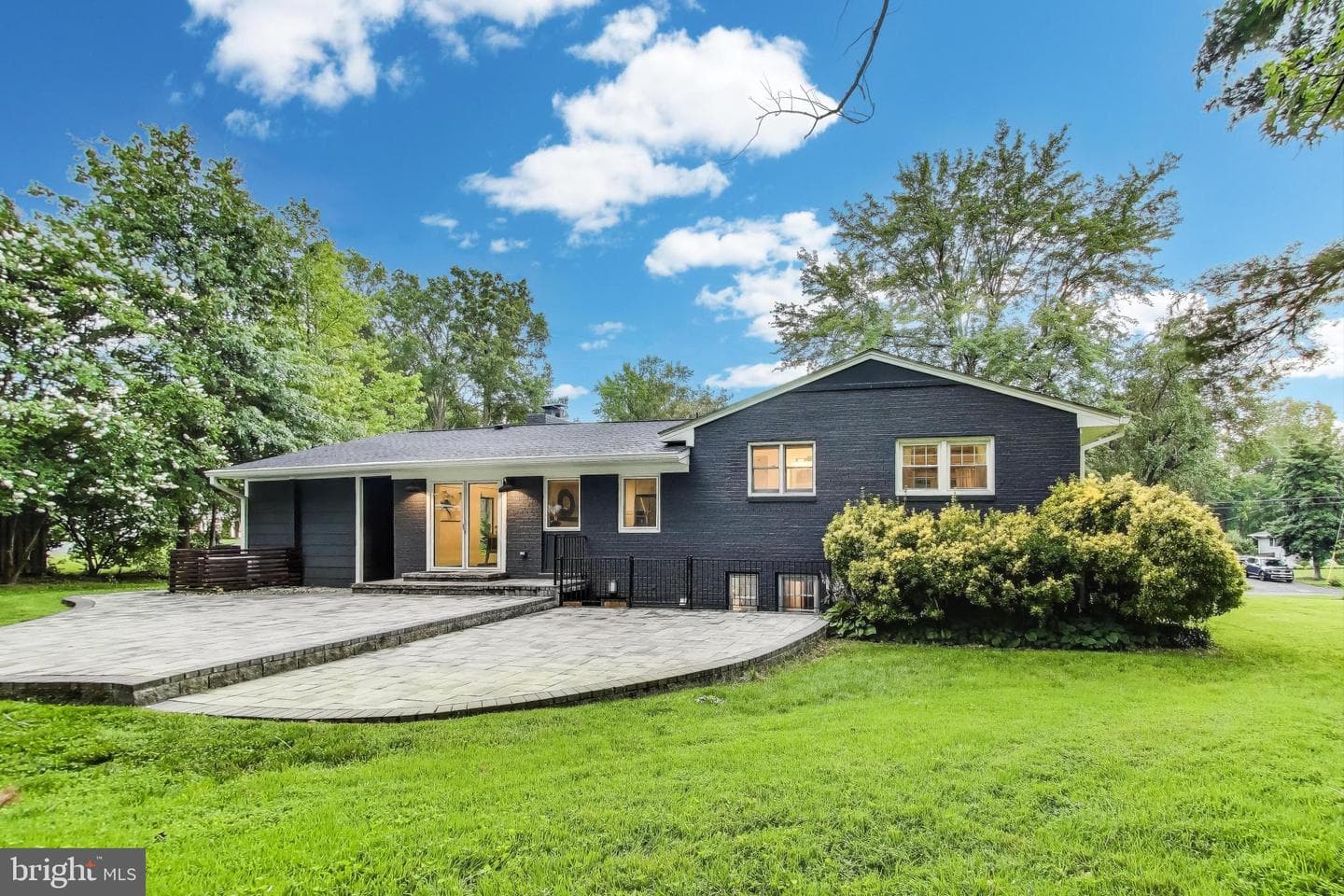 4422 Neptune Drive photo 40