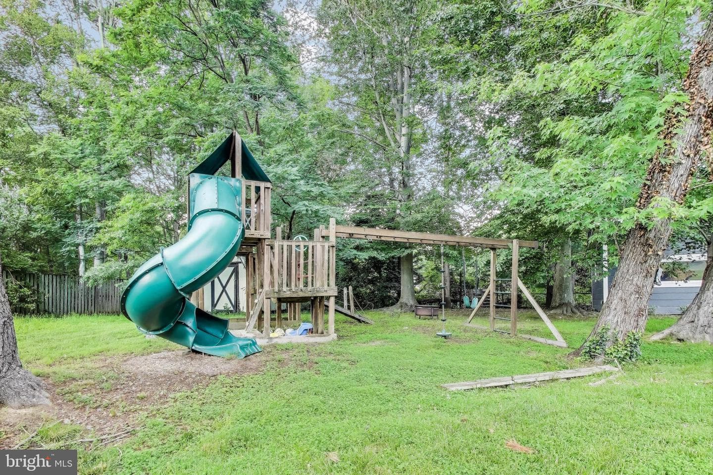 4422 Neptune Drive photo 49