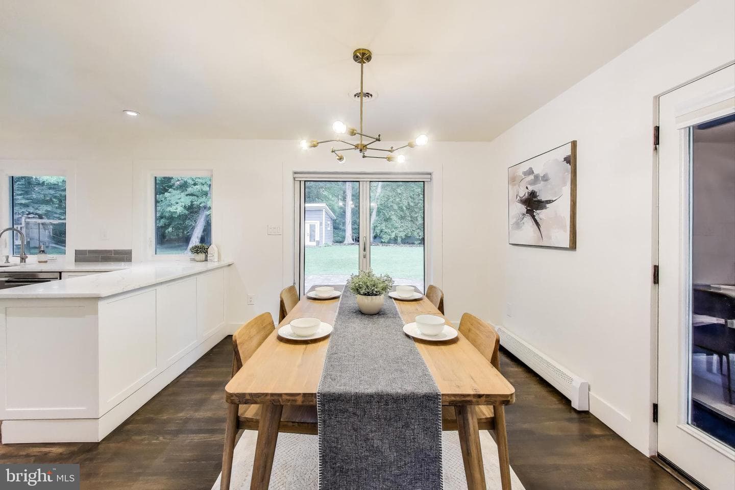 4422 Neptune Drive photo 9