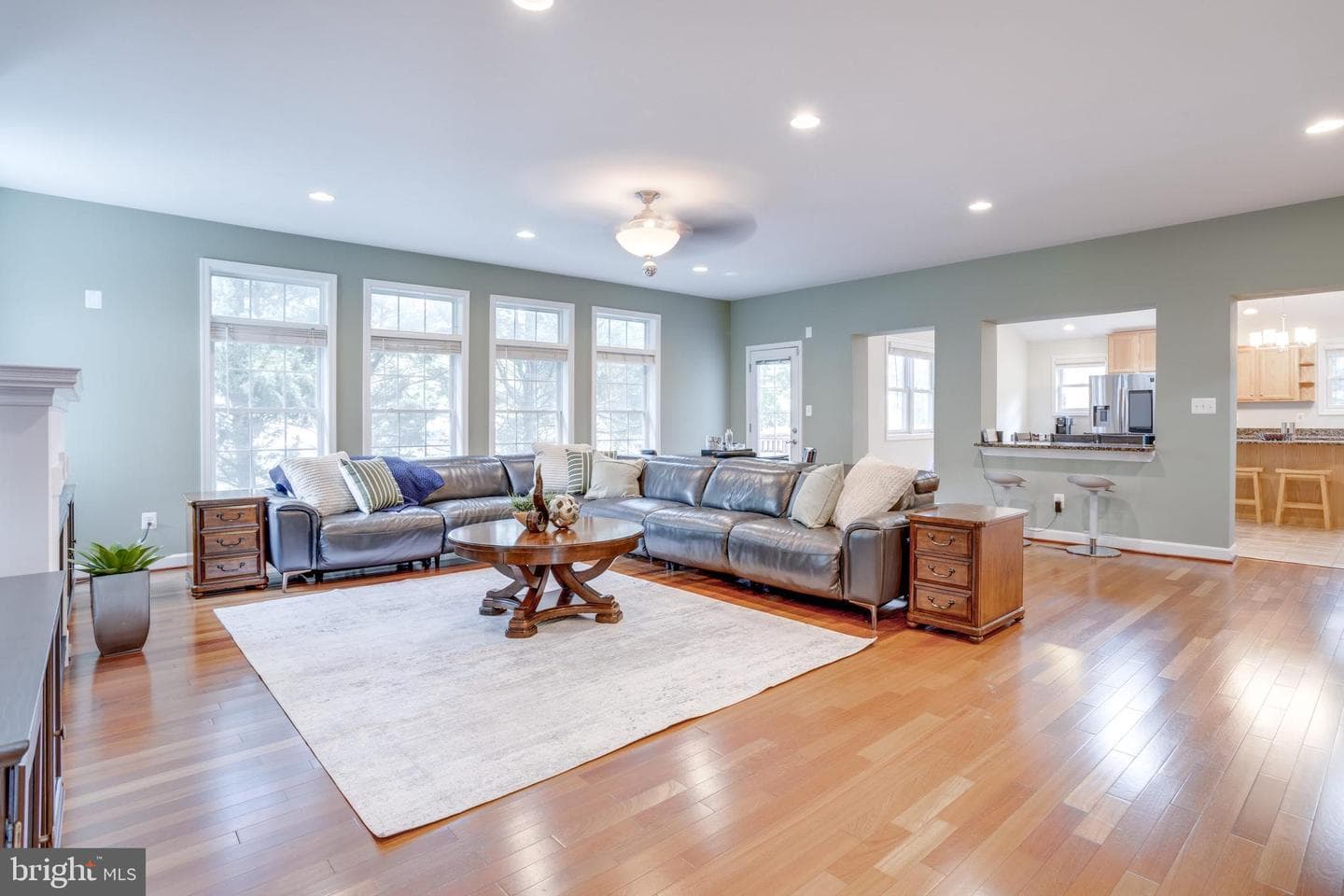 5519 Hinton Street photo 24