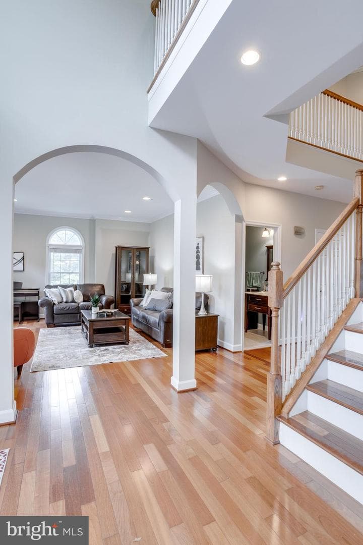 5519 Hinton Street photo 29